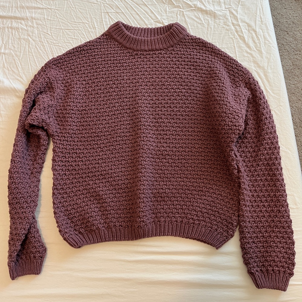 NWOT Women’s Universal Thread Pink Sweater